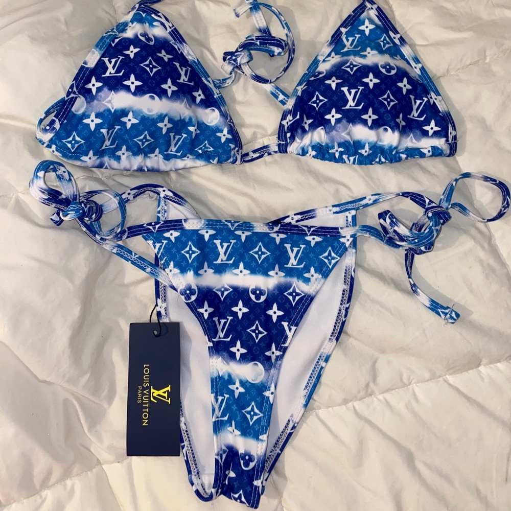Louis Vuitton ( Bikini )